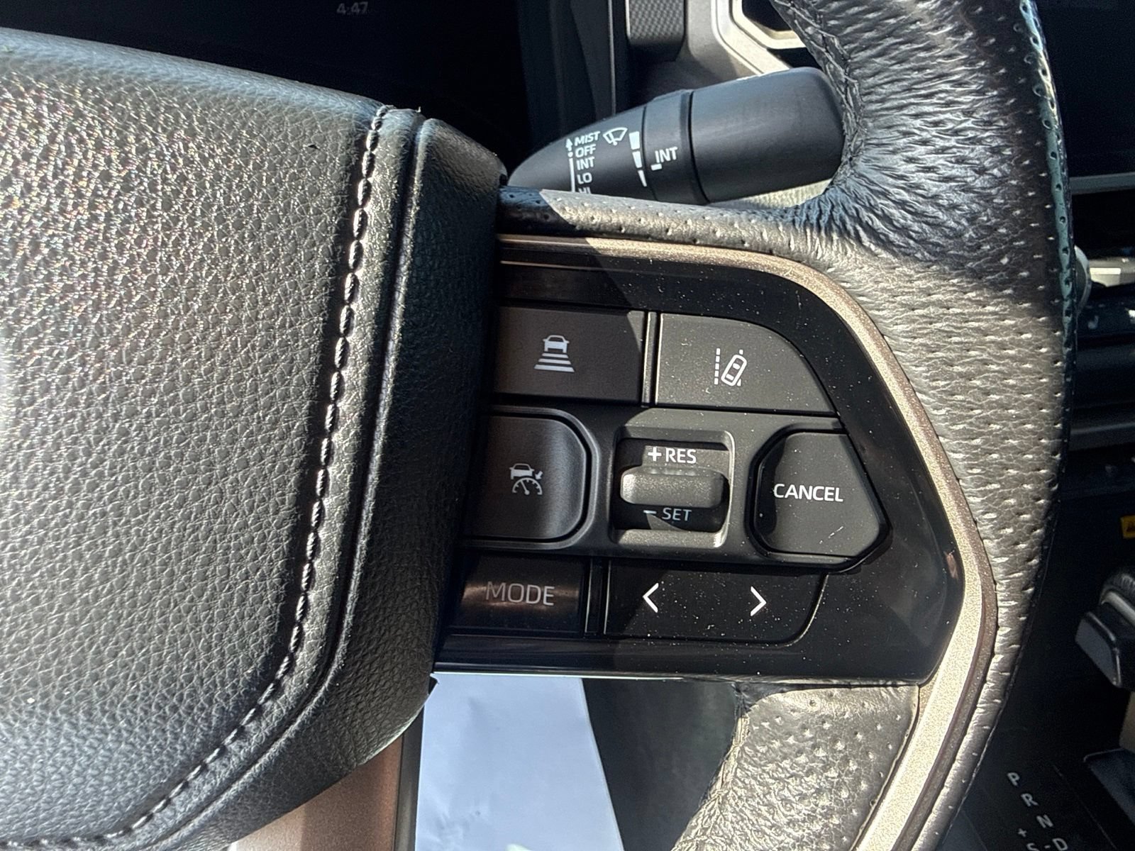 Used 2024 Toyota Tundra Limited w/ Power Package AWD/4WD image 15