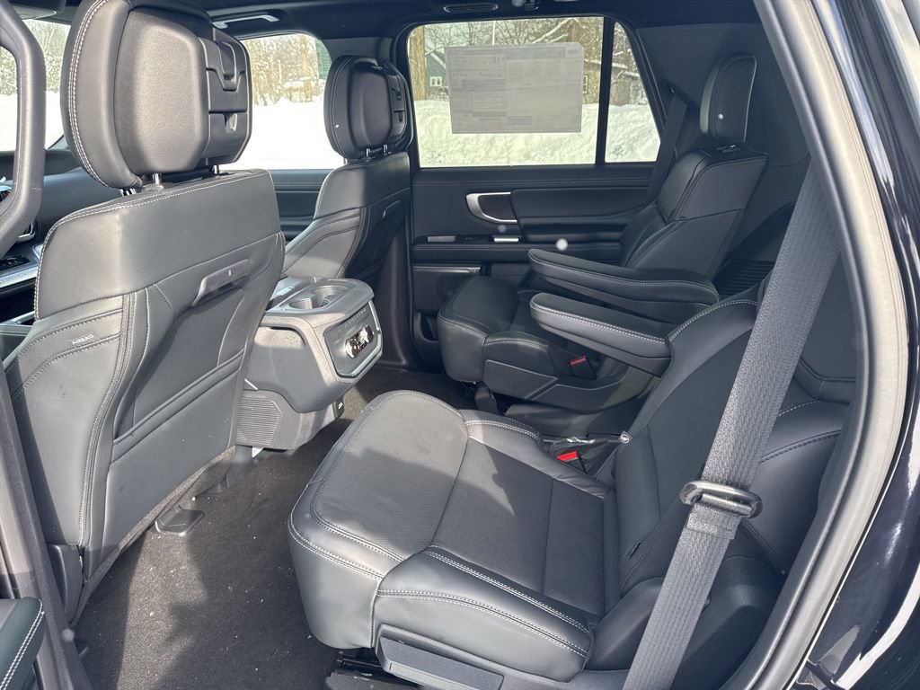 New 2026 Ford Expedition Platinum w/ Stealth Appearance Package image 21