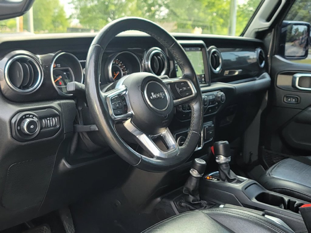 Used 2021 Jeep Wrangler Unlimited Sahara AWD/4WD image 14