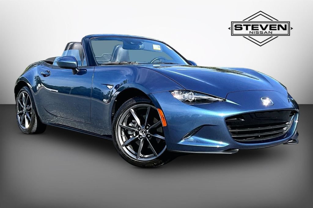 Used 2019 MAZDA MX-5 Miata Grand Touring RWD image 1