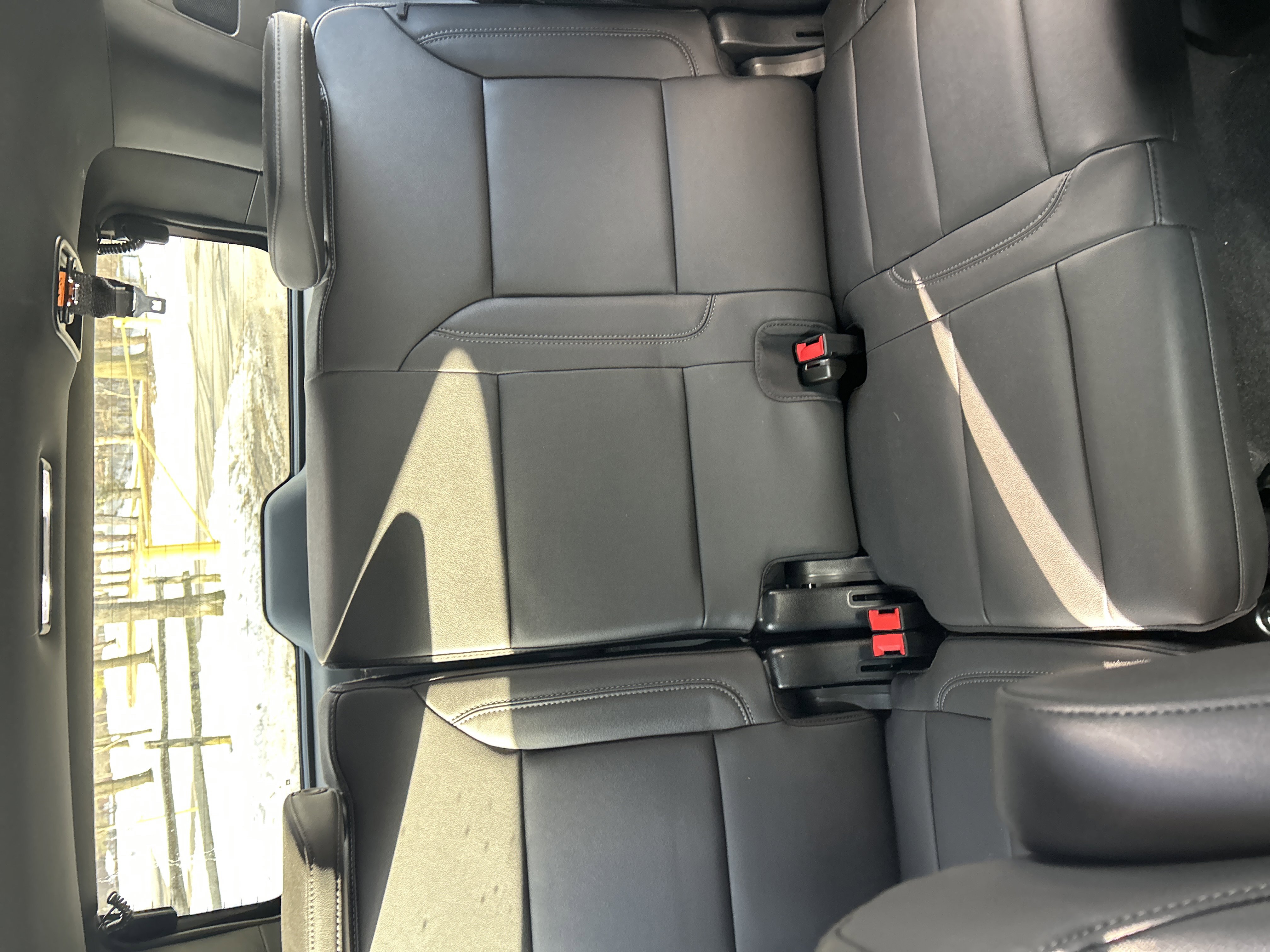 Used 2023 Chevrolet Tahoe Z71 w/ Luxury Package image 15