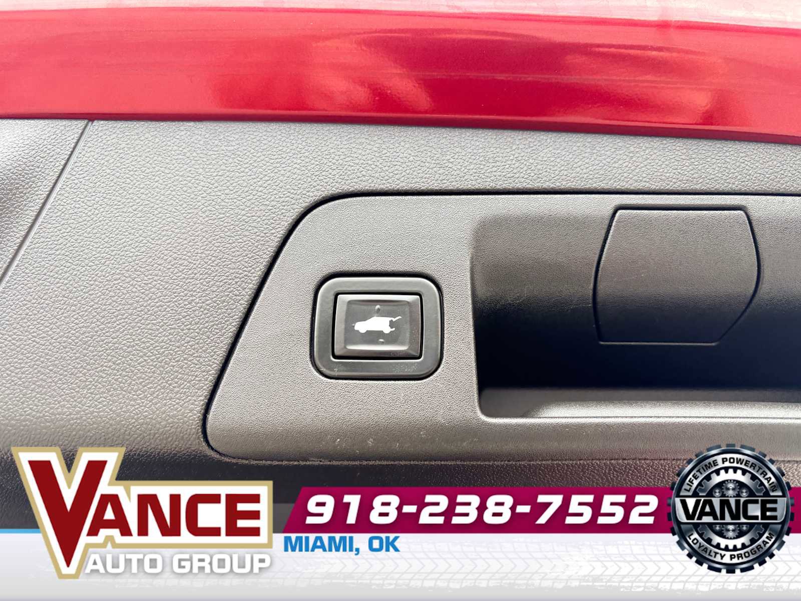 Used 2021 Buick Envision Essence w/ Technology Package I image 17