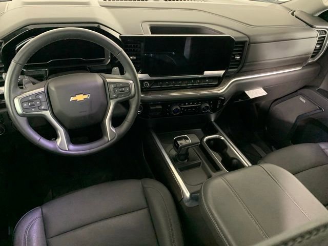 Used 2024 Chevrolet Silverado 1500 LTZ w/ Technology Package image 6