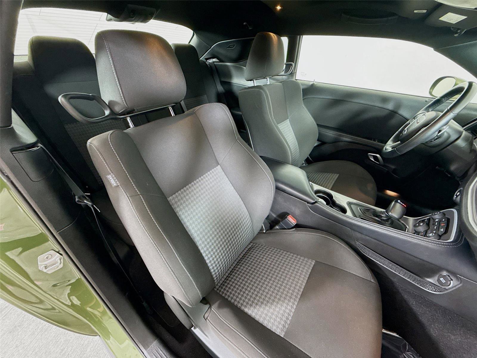 Used 2022 Dodge Challenger R/T Scat Pack w/ T/A Package image 27