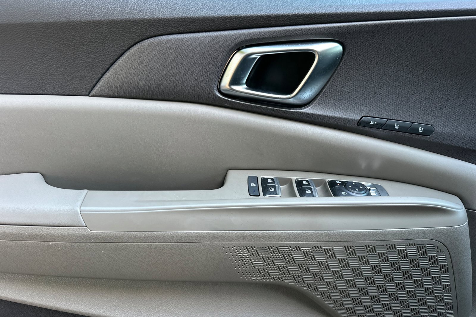 New 2026 Kia Carnival EX image 7
