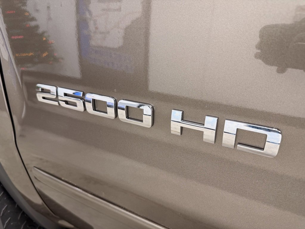 Used 2015 GMC Sierra 2500 SLE w/ SLE Preferred Package image 24