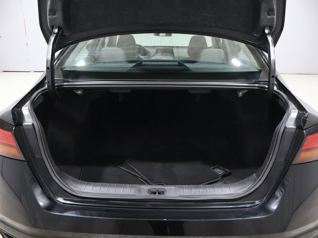 Used 2024 Nissan Altima 2.5 SV image 20