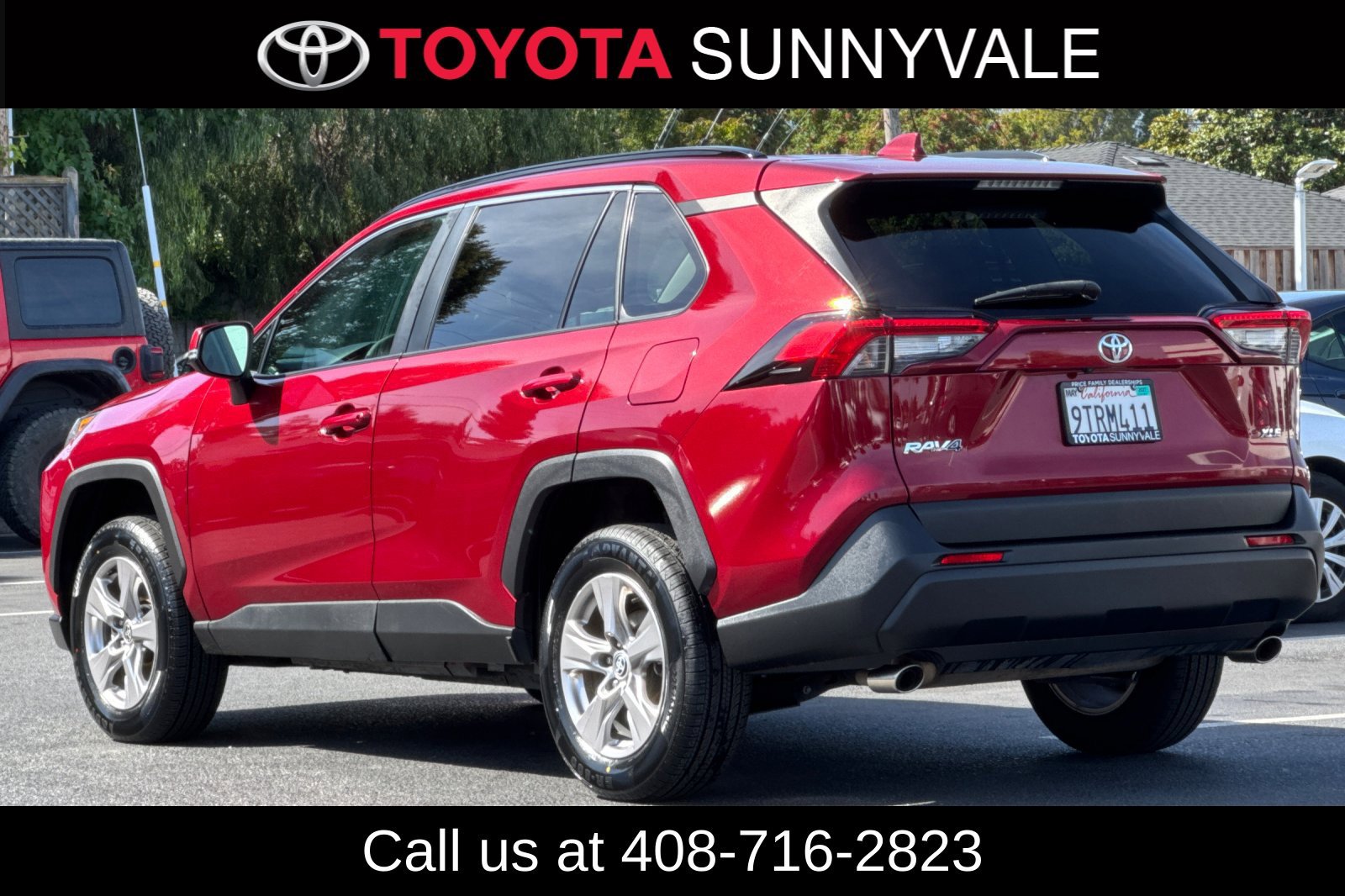 Used 2023 Toyota RAV4 XLE FWD image 4