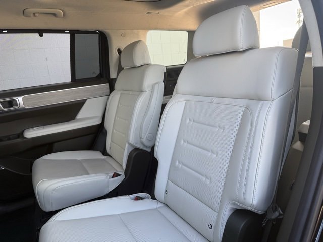 Certified 2025 Hyundai Santa Fe Calligraphy image 35