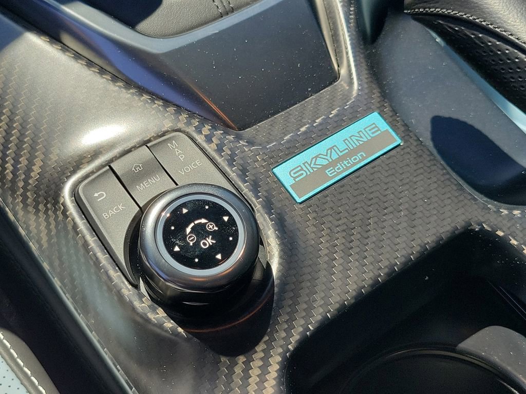 Used 2024 Nissan GT-R Premium w/ Floor Mat Package image 30