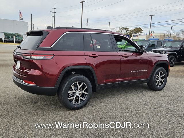 New 2025 Jeep Grand Cherokee Limited w/ Trailer Tow Package image 14