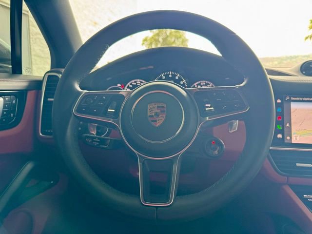 Used 2022 Porsche Cayenne Platinum Edition AWD/4WD image 14