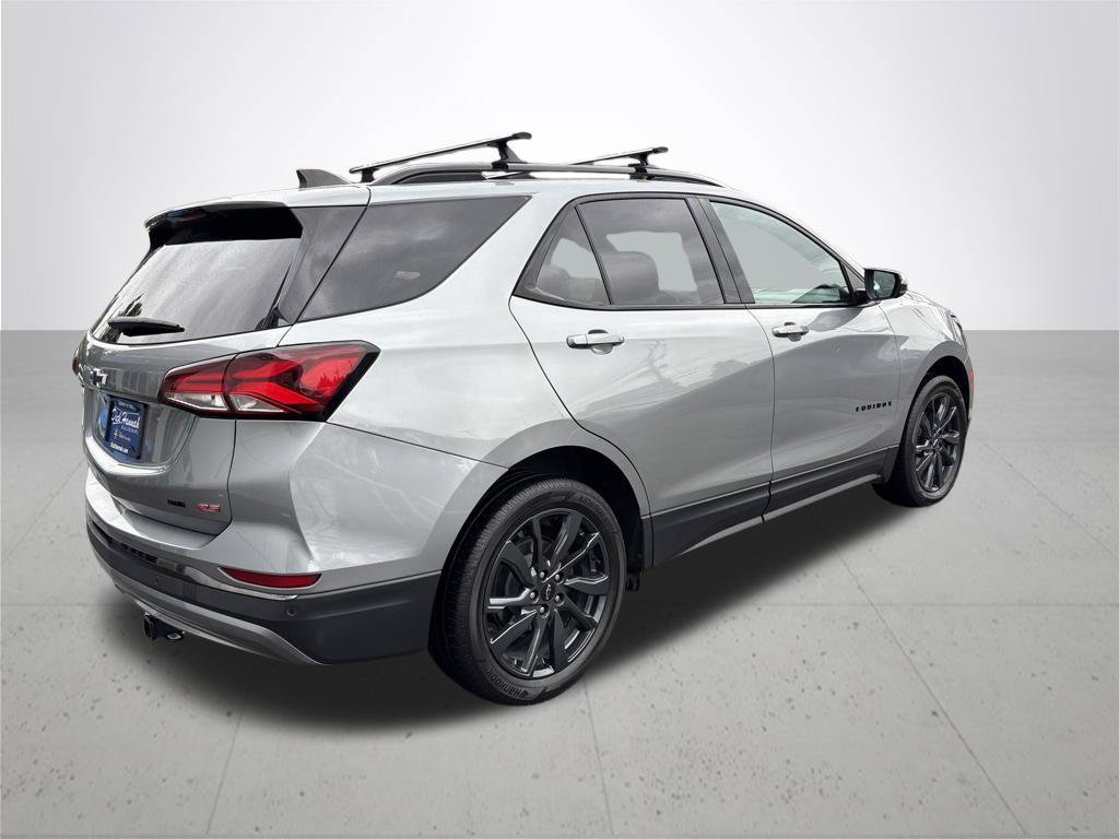 Used 2023 Chevrolet Equinox RS w/ RS Leather Package AWD/4WD image 6