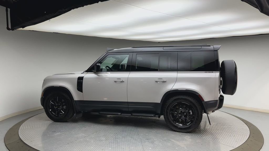 New 2026 Land Rover Defender 110 S AWD/4WD image 5