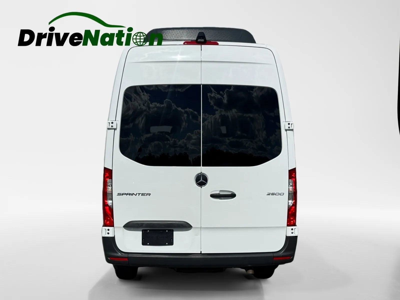 Used 2025 Mercedes-Benz Sprinter 2500 image 6