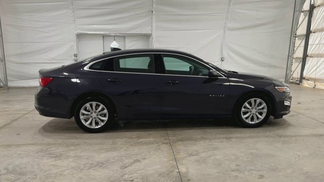 Used 2025 Chevrolet Malibu LT FWD image 5