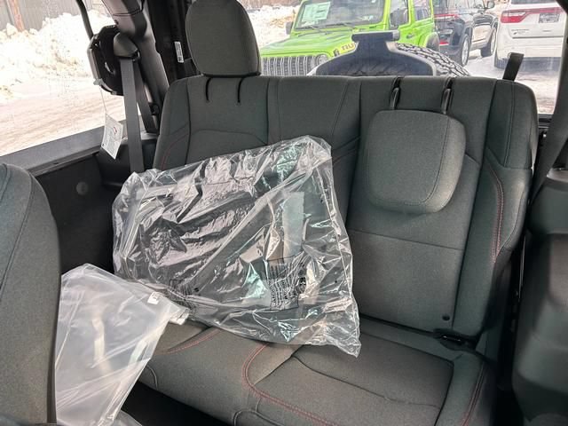 New 2025 Jeep Wrangler Rubicon AWD/4WD image 14