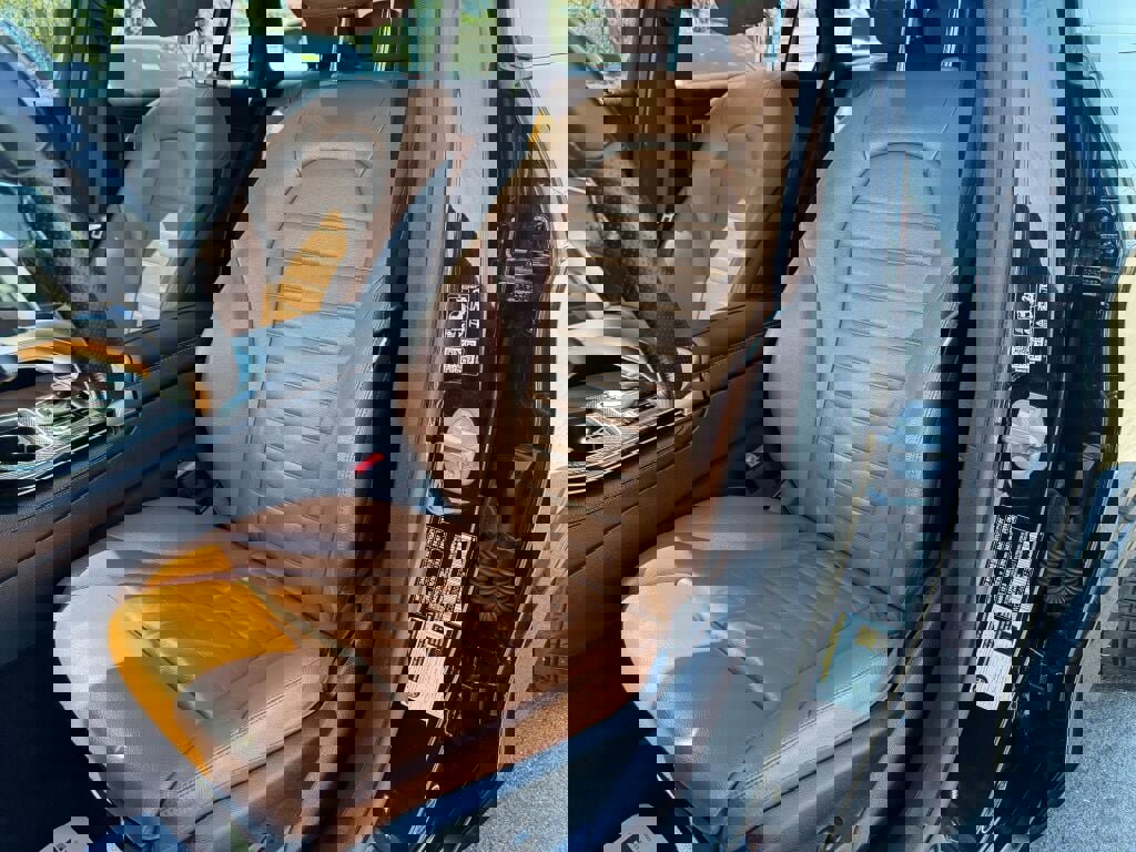 Used 2019 Mercedes-Benz GLC 43 AMG 4MATIC image 11