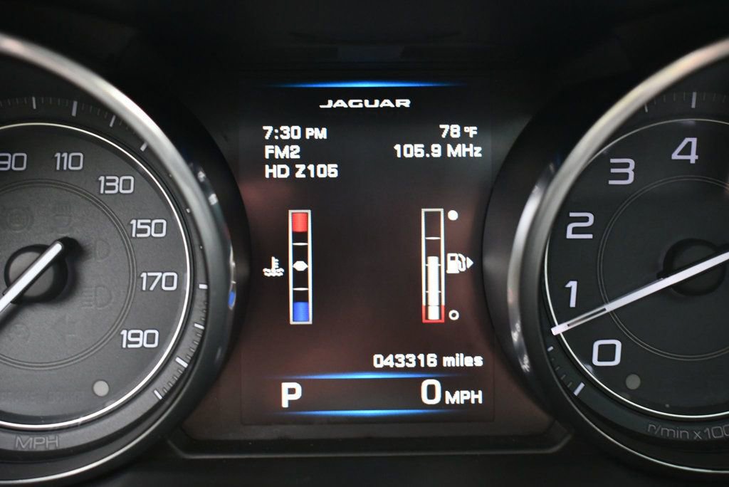 Used 2015 Jaguar F-TYPE Coupe image 61