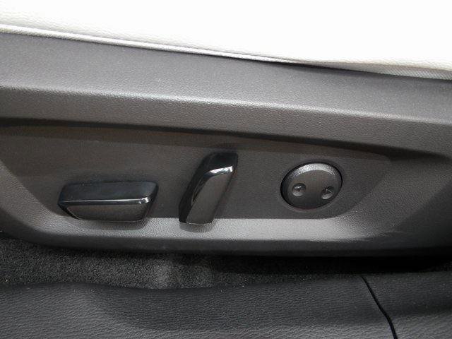 New 2025 Mitsubishi Outlander SEL image 18