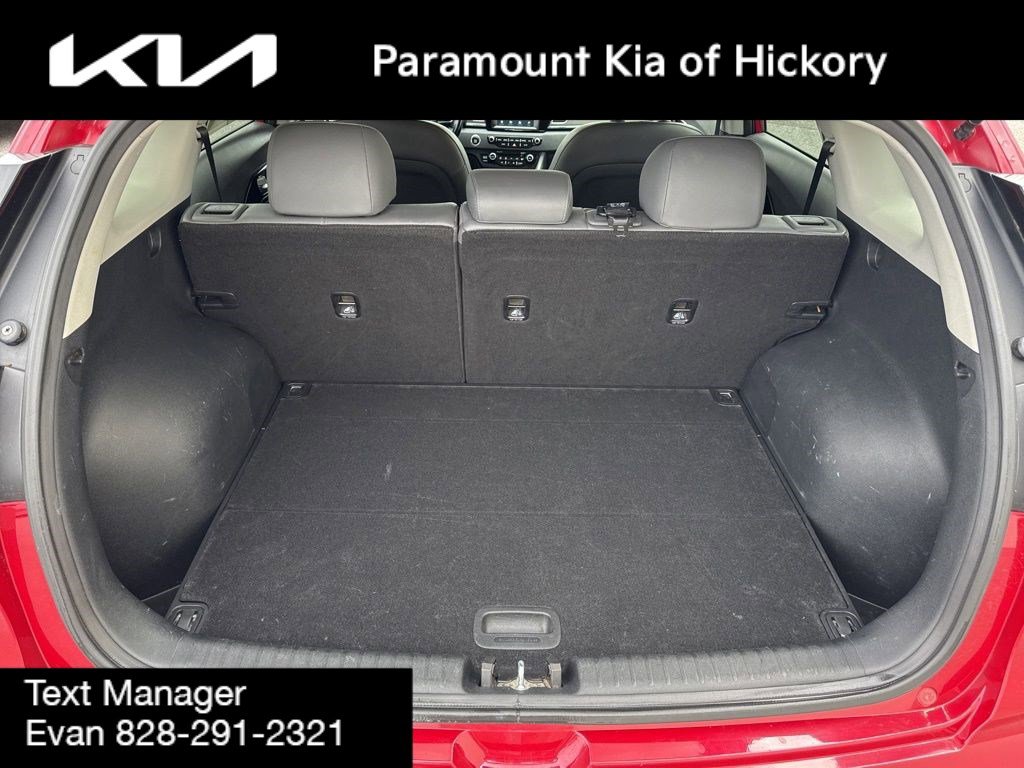 Used 2018 Kia Niro EX image 10