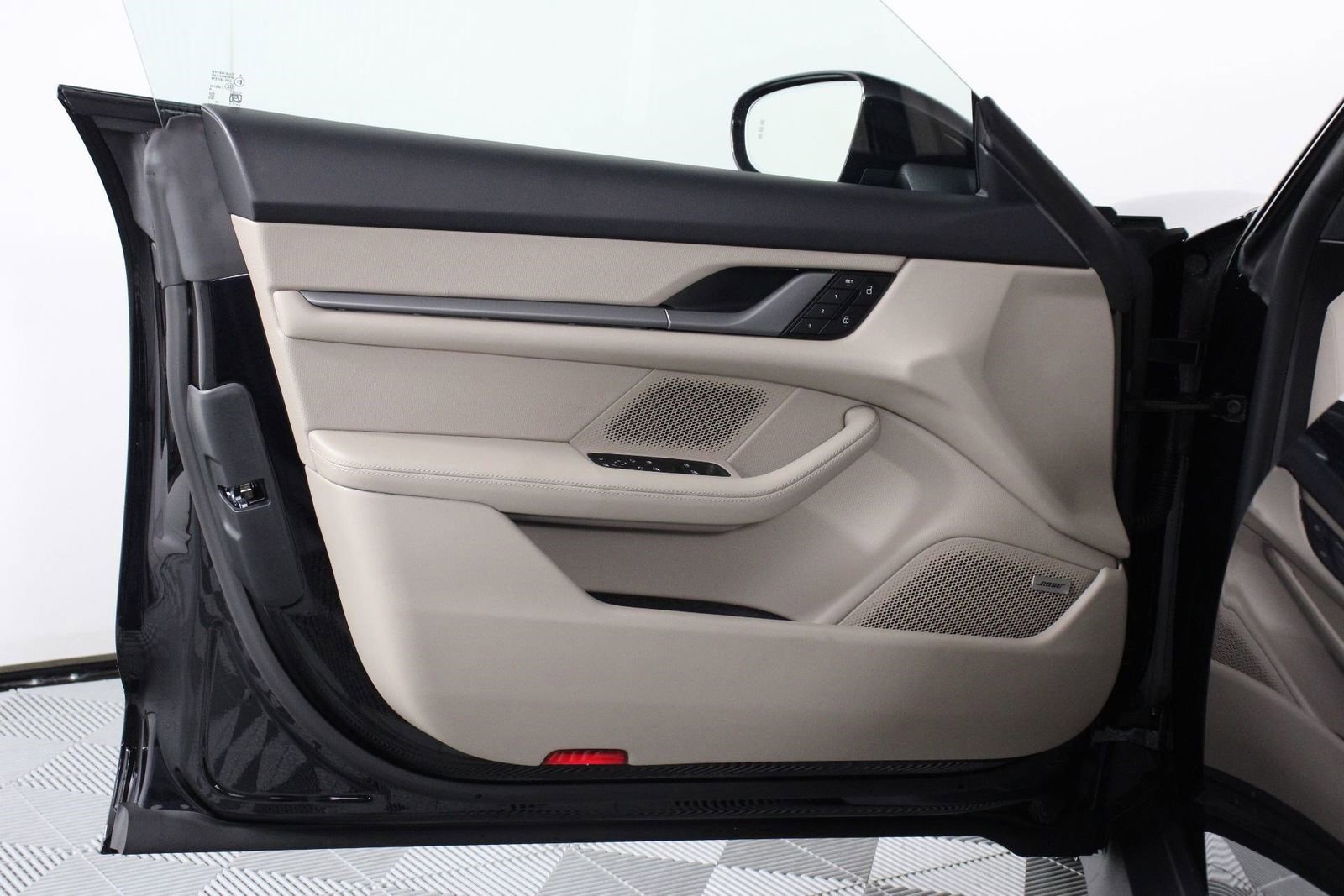 New 2026 Porsche Taycan RWD image 20