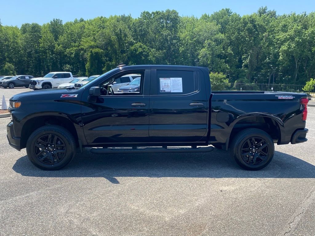 Used 2021 Chevrolet Silverado 1500 Custom Trail Boss AWD/4WD image 4