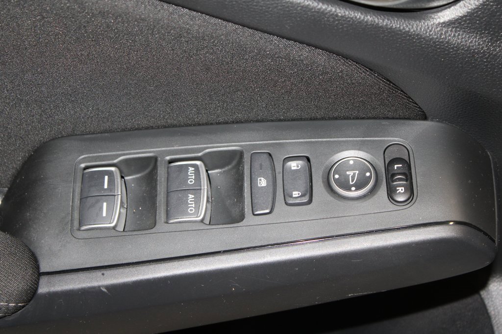 Used 2022 Honda Civic EX image 9