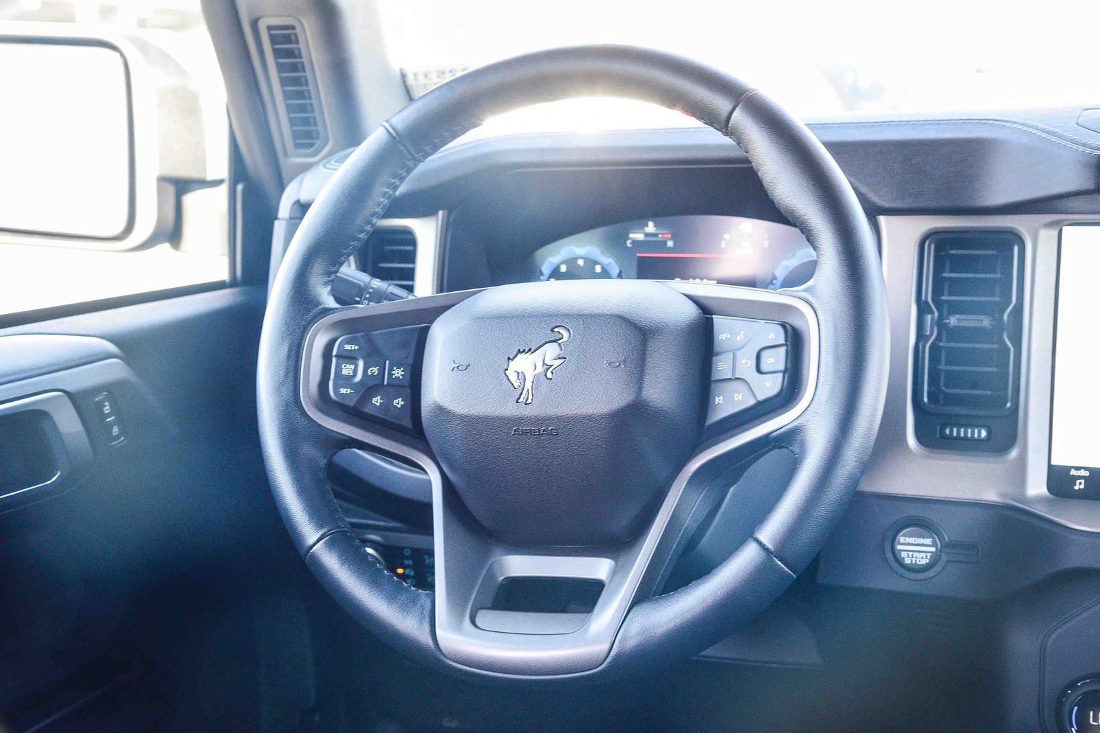 Certified 2025 Ford Bronco Outer Banks image 15