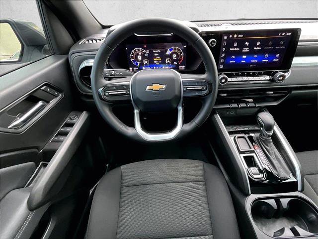 Used 2024 Chevrolet Colorado LT w/ LT Convenience Package II RWD image 7