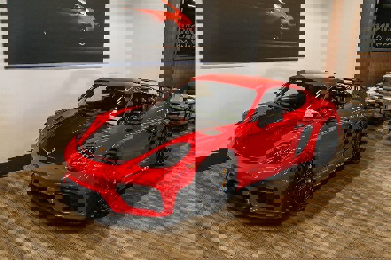 Used 2024 Porsche 718 Cayman GT4 RS RWD image 45