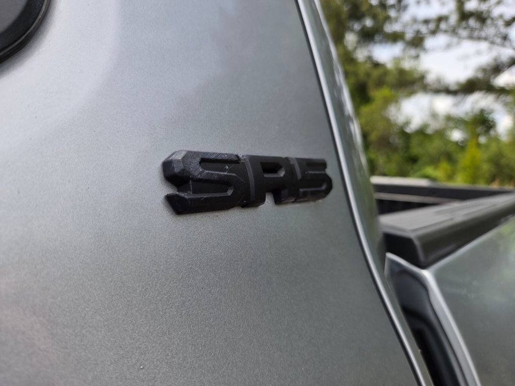 Used 2024 Toyota Tacoma SR5 AWD/4WD image 7
