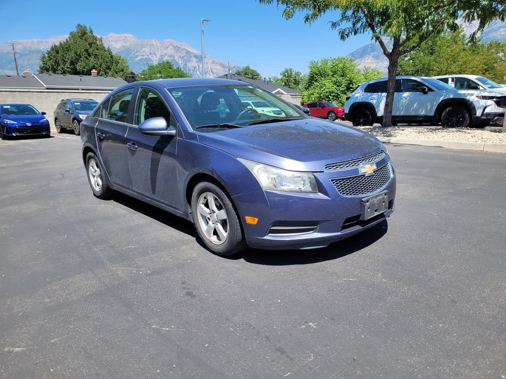 Used 2014 Chevrolet Cruze LT FWD image 4