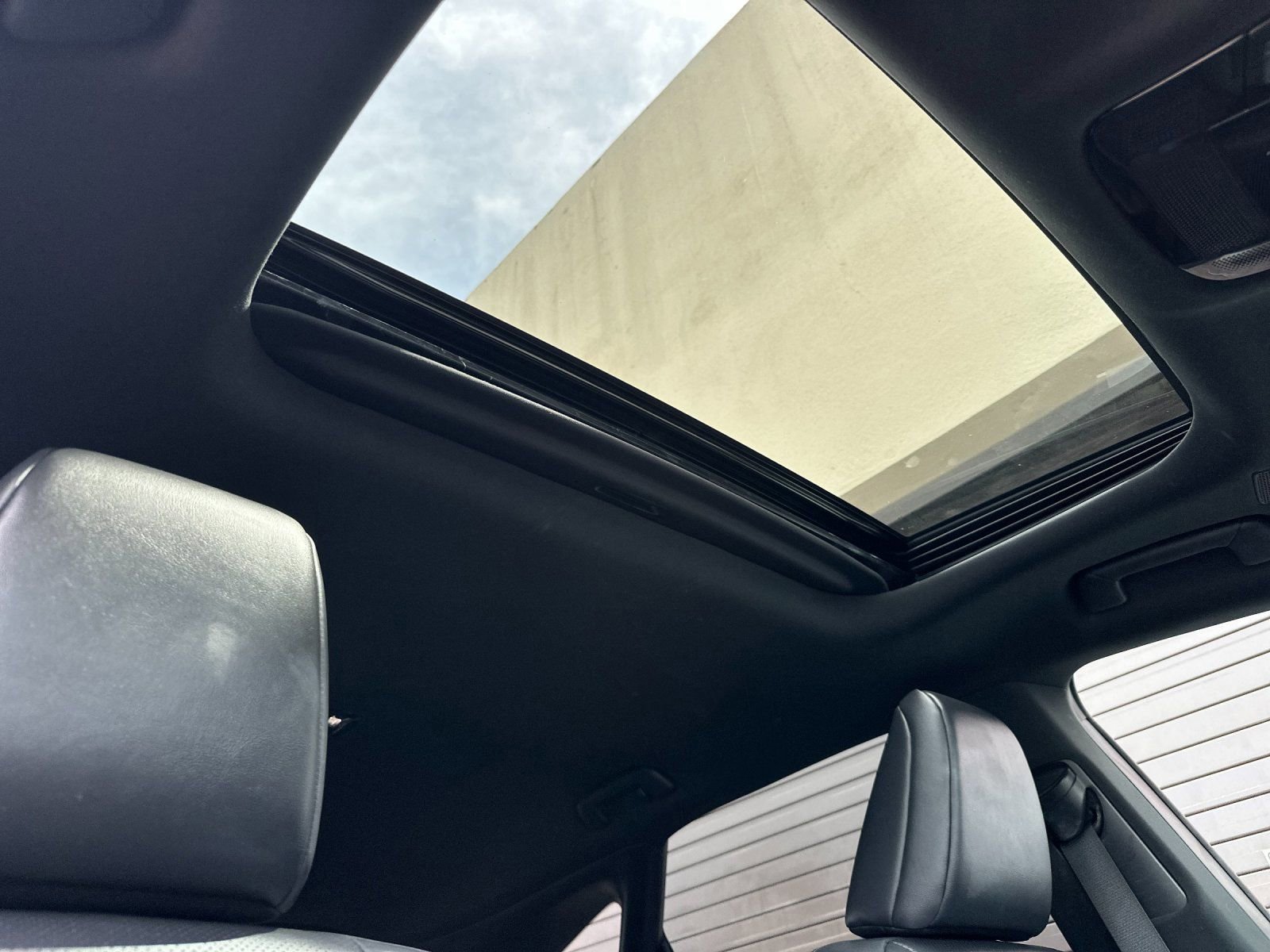 Used 2025 Lexus RX 350 Premium w/ Convenience Package FWD image 19