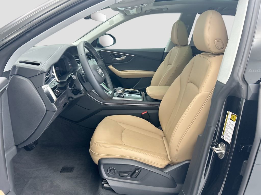 Used 2025 Audi Q8 Premium Plus image 18