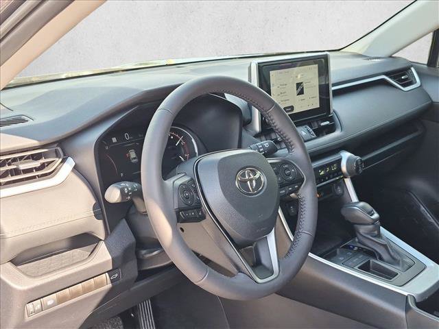 Used 2025 Toyota RAV4 XLE Premium FWD image 10