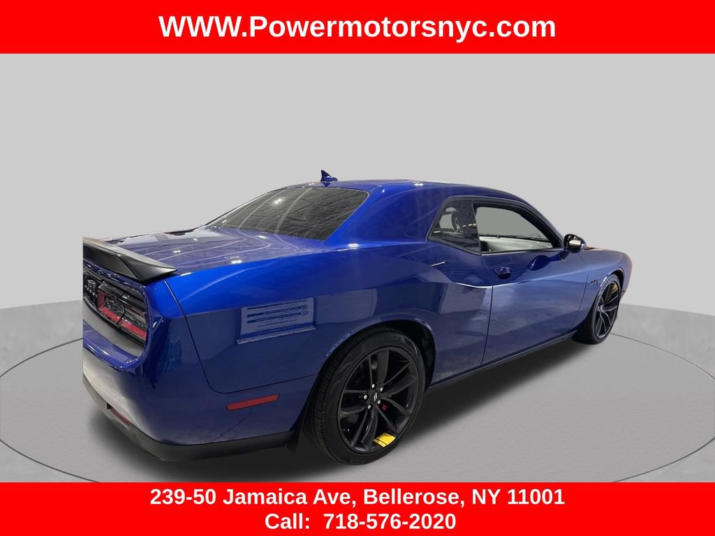 Used 2022 Dodge Challenger R/T w/ Shaker Package RWD image 6