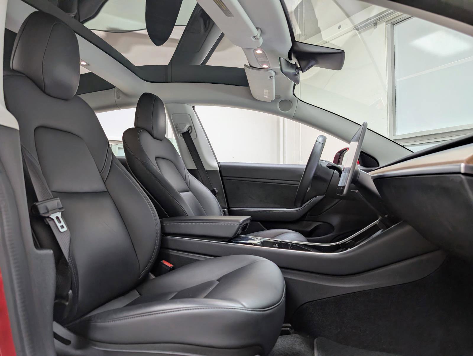 Used 2020 Tesla Model 3 Performance image 23