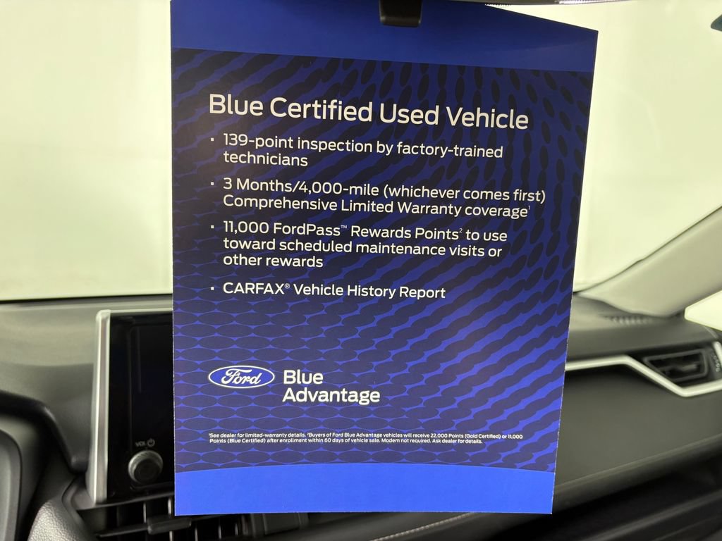 Used 2025 Toyota RAV4 XLE AWD/4WD image 24