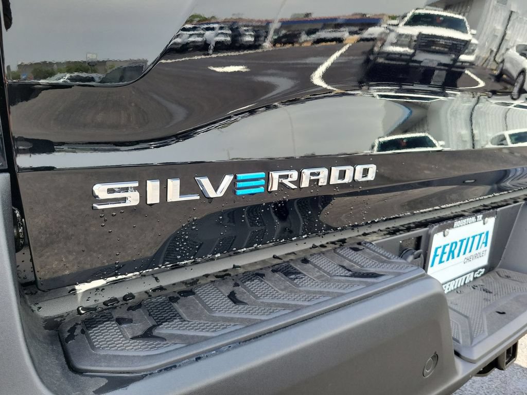 New 2026 Chevrolet Silverado EV LT AWD/4WD image 29