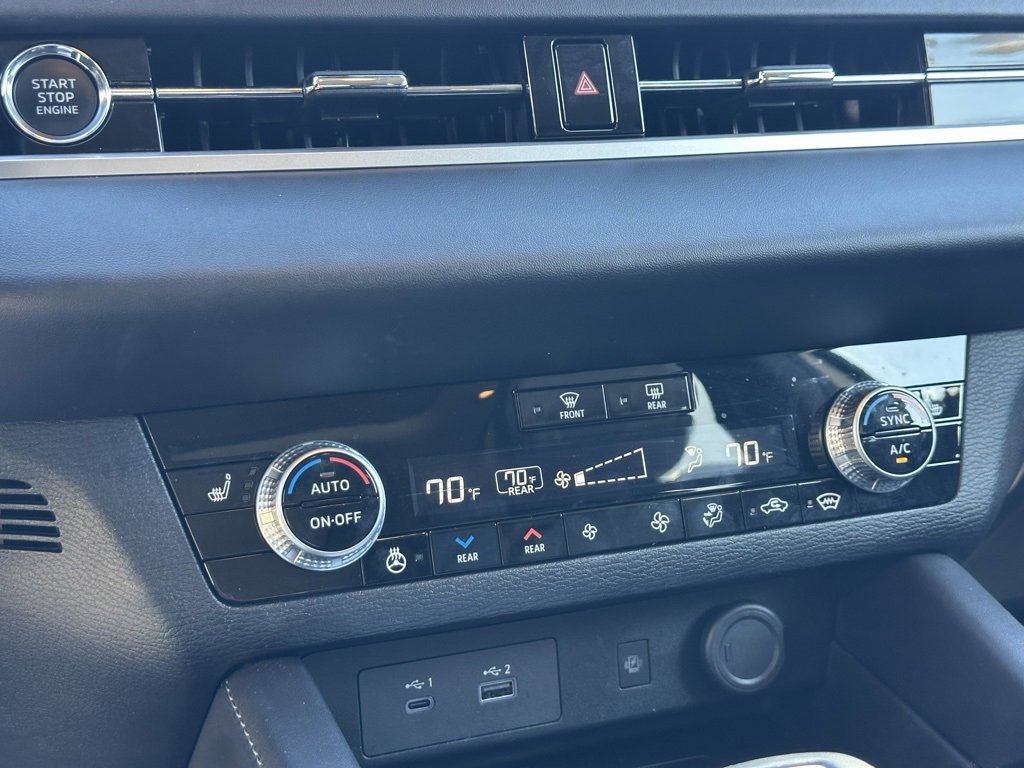 Used 2024 Mitsubishi Outlander SEL image 17