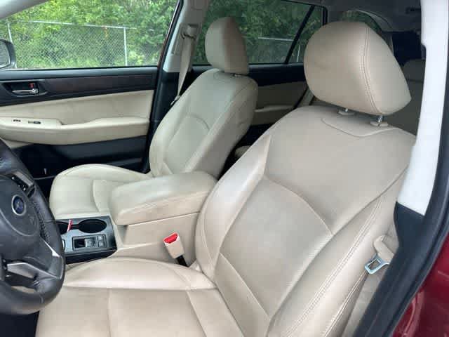 Used 2019 Subaru Outback 2.5i Limited AWD/4WD image 3