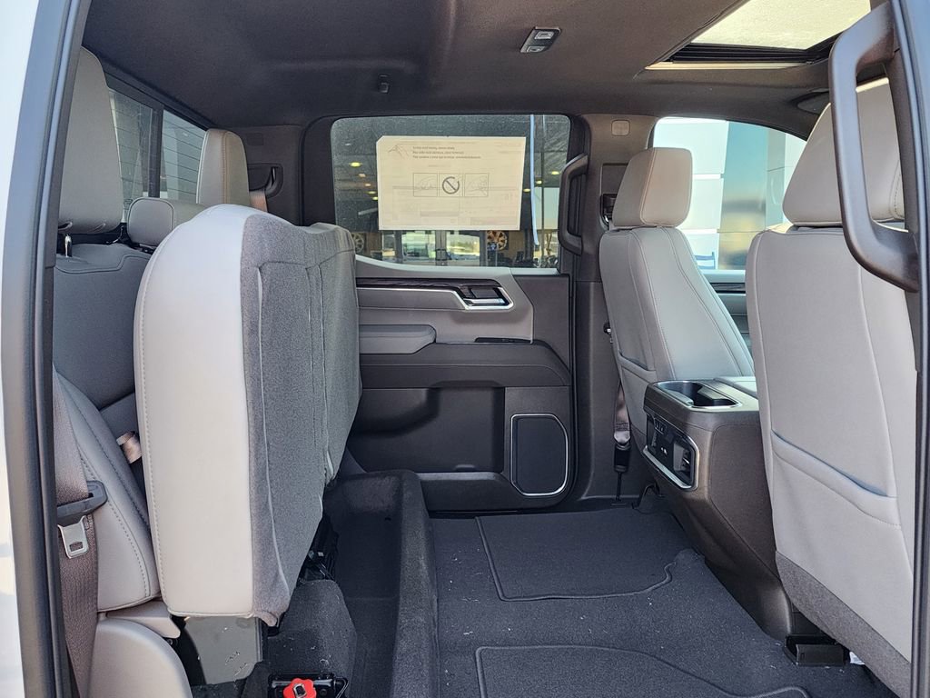 New 2026 GMC Sierra 1500 SLT image 46