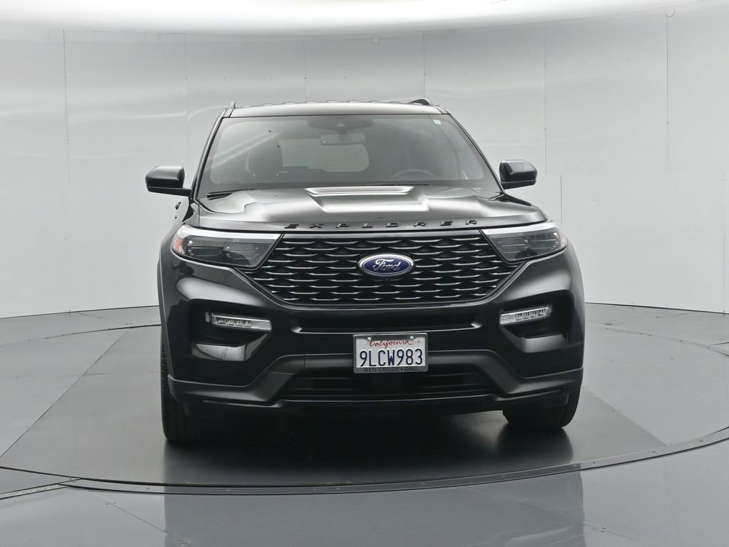 Used 2024 Ford Explorer ST-Line w/ Class IV Trailer Tow Package RWD image 27