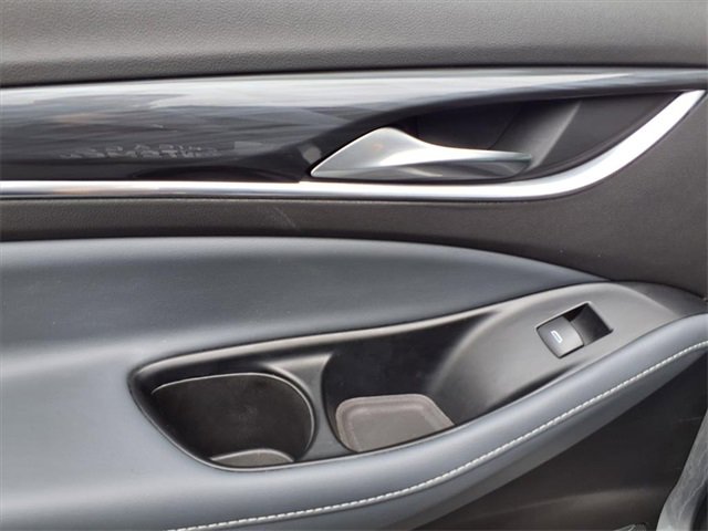 Used 2024 Buick Enclave Premium image 79