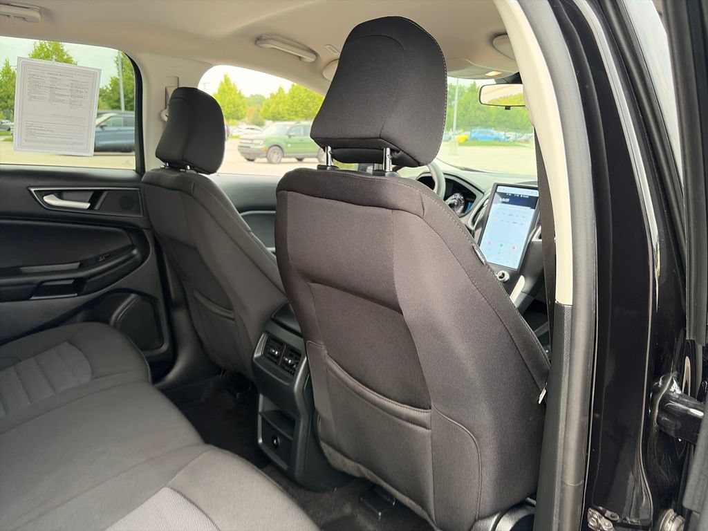 Used 2024 Ford Edge SE AWD/4WD image 28