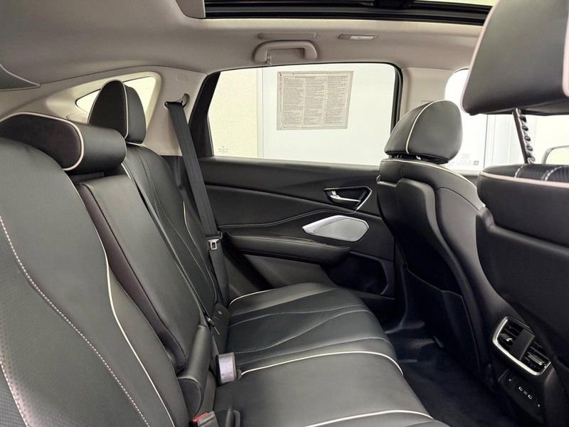 Used 2024 Acura RDX SH-AWD w/ Advance Package image 8