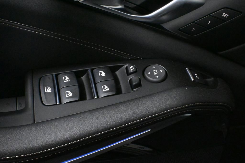 Used 2025 BMW X5 xDrive50e w/ M Sport Package image 32