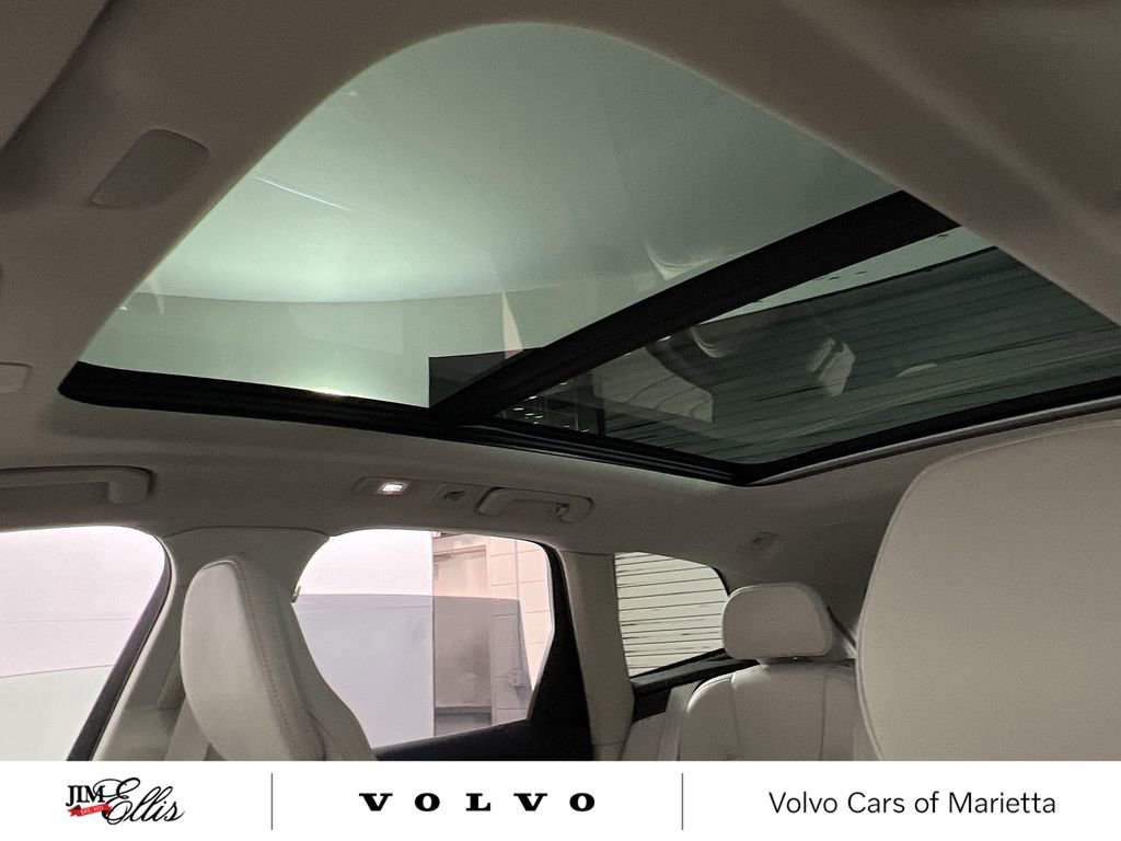 New 2026 Volvo XC60 B5 Ultra w/ Protection Package Premier image 16