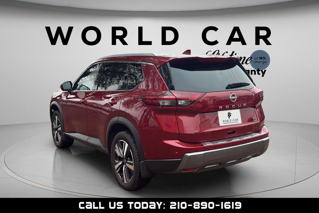 Used 2024 Nissan Rogue SL w/ SL Premium Package image 13